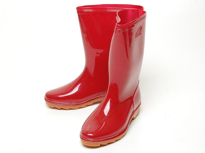 2.5 cm of synthetic rubber shoes