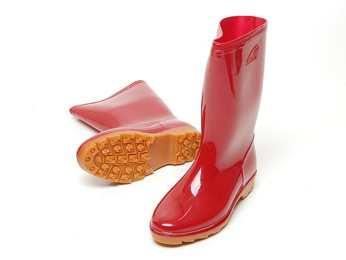 2.5 cm of synthetic rubber shoes