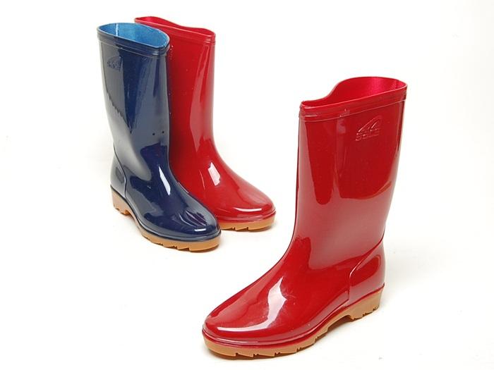 2.5 cm of synthetic rubber shoes